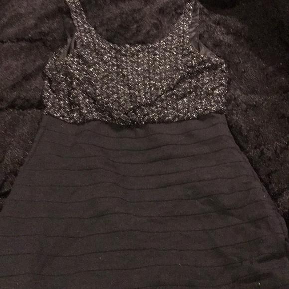 Express Dress - Picture 2 of 2